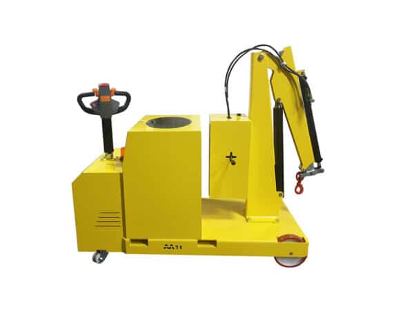 Electric crane with single boom, accuracy and warning lights