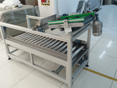 Stationary roller conveyors
